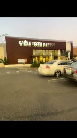 WF Thanksgiving picks Produce Edition: Holiday season starts in the produce aisle for me. 🍊🥦🍠 Today I picked up some of my favorite fruits + veggies for soups, sides, desserts, and everything cozy. From  cranberries to mandarin oranges with the leaves still on… these are the small details that make plant-based eating feel luxurious and beautiful. Where should I take you next? Trader Joe’s, Sprouts, Fresh Market? Tell me below. 🌱 @Whole Foods Market  #plantbased #vegantiktok #veganthanksgiving #wholefoods 