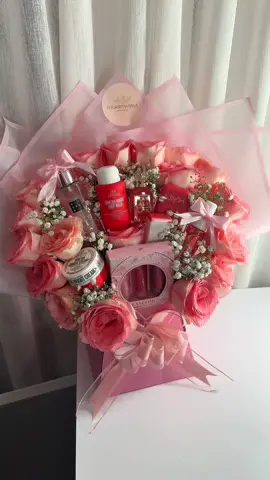 For orders➡️ (06) 85 43 35 92 #makeupbouquet #flowerbox #rose #giftidea #fyp               