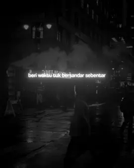 Curhatin aja disini gapapa kok🥀 #liriklagu #foryou #fyp 