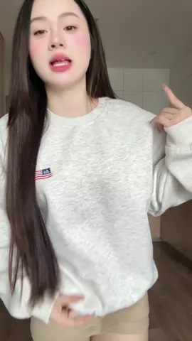 Basic dễ mặc lắm nha các bà