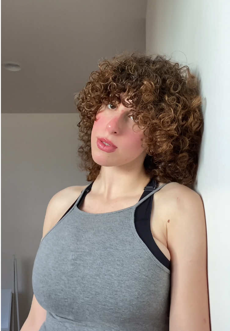 chat do u like it when I post videos like this