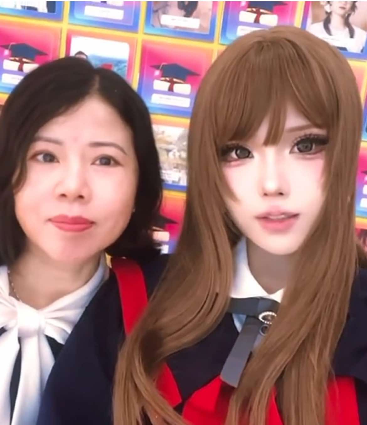 Video I filmed with my mom at the graduation ceremony🍎