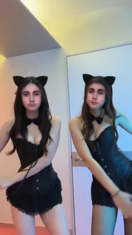 踊ると結局こうなる #おすすめ #fyp #黒猫 #ハロウィン #双子 
