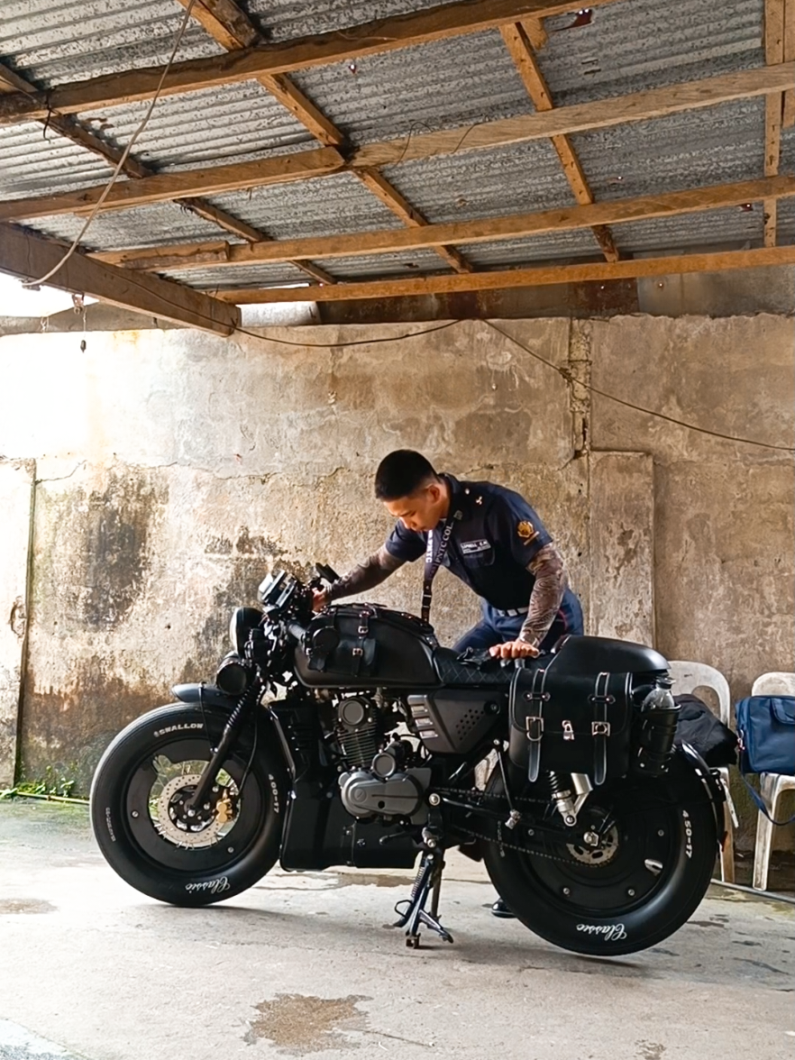 papasok na ang pogiii😆 #fyp #caferacer #foryou #viral #service 