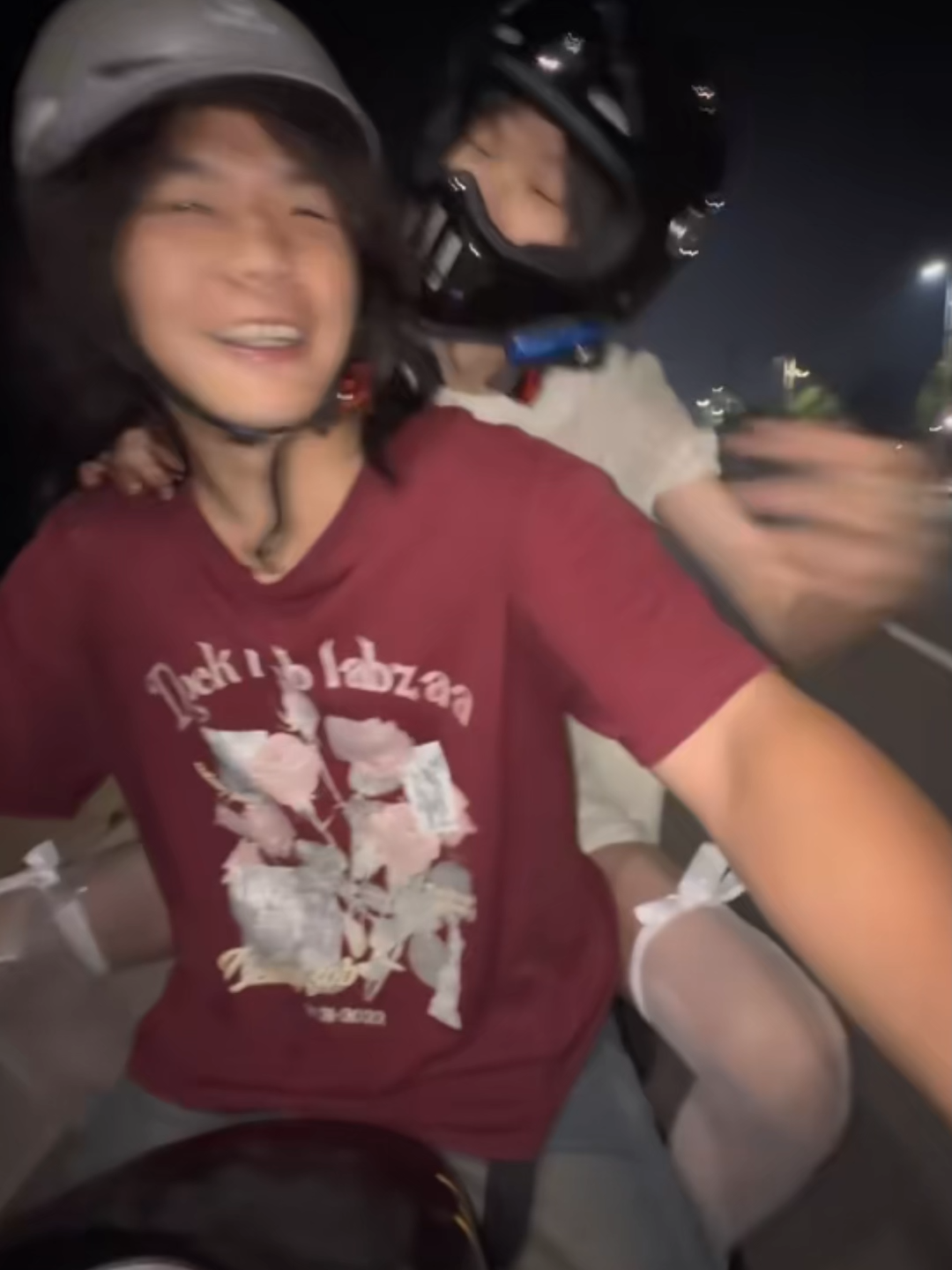 Ae gì tầm này!!! #cuoimoingay #dauynmedia #funnytiktok #vuimoingay #cuoibebung #cuoivuimoingay1 #bestfriend #thangbanthan😂