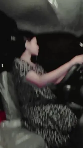 bergoyang dg kamu ❎️ bergoyang dg jalan ✅️  pusing kali wak nengoknya, skip aja ya🤣🤣 #masyaallah 