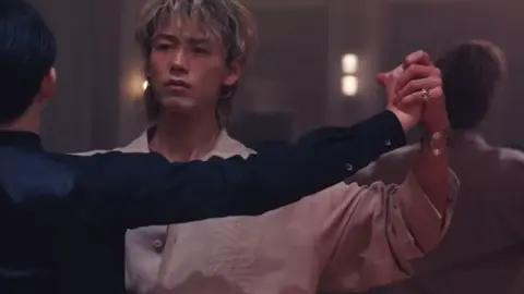 Filmin çıkmasını bekleyemedim o kadar güzeller ki 😭 #10dance #10dancebl #netflix #fyp #xyzbca 10dance netflix bl edit 10 dance edit bl edit new bl edit türkçe bl edit 