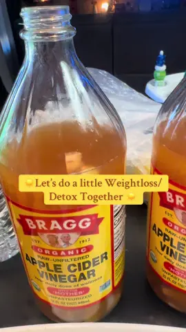 Weightloss/Detox  1-2 Tablespoons =3x day Apple cider vinegar w Mother! Organic Fresh Lemons (1) Ginger (1) Cinnamon (2tbsp) Cayenne Pepper (2tbsp) 3-2-1 - Letssssssss Goooooo!!! #detox #relateable #xyzbca #diyweightlossjourney 