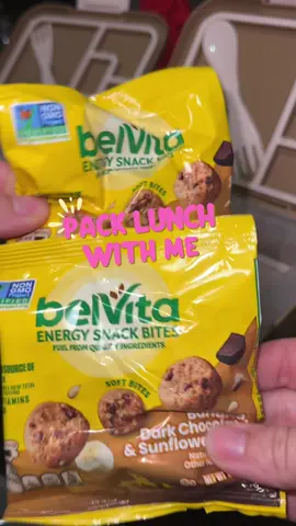 Happy Tuesday besties! Let’s pack lunch!  #kidslunch #lunchideasforkids #lunchideas #schoollunches #lunchbox 