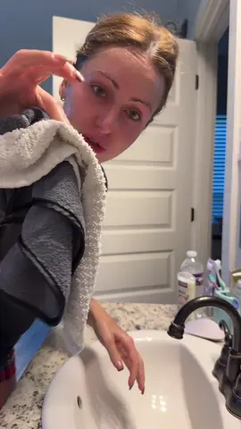 Breakfast of champions #grwm #morningroutine #DailyRoutine #ditl #momlife 