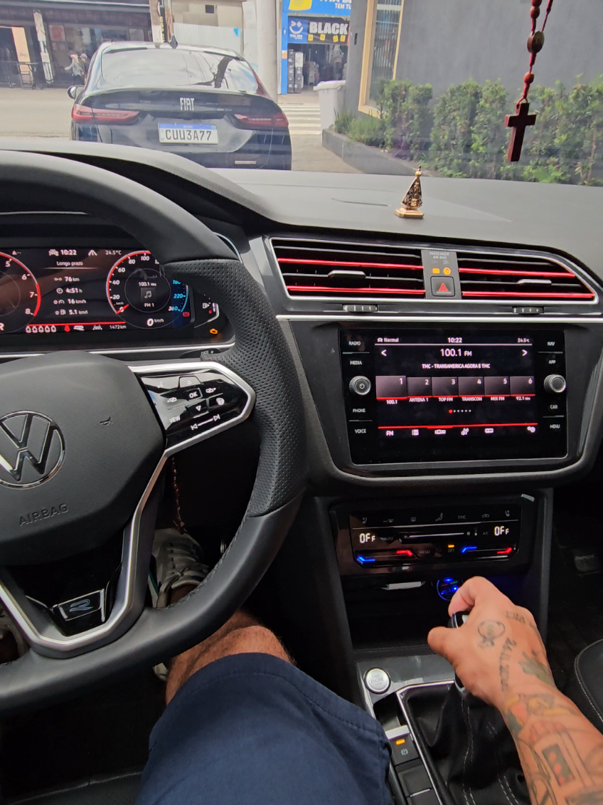 se você não olha para trás toda vez que desce do seu carro, troque ele 🫡🤷🏽‍♂️📽😍🇧🇷  #ontheroadbr_🇧🇷 #volkswagen #tiguan #tsi #turbo 
