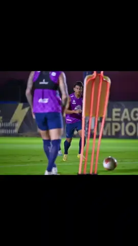 Hình ảnh Bank trong buổi tập luyện được Buriram Utd cập nhật hôm nay💙⚡ #suphanatmuenta #suphanat10 #bank #แบงค์ศุภณัฏฐ์เหมือนตา #ศุภณัฏฐ์ 