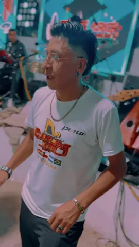 un dia sin ti 😭 es una eternidad #carlosabel♥️ #tik_tokviral #videooriginal #exitosperu #romantico_producciones  vamos por un 2026 de mucha bendición 