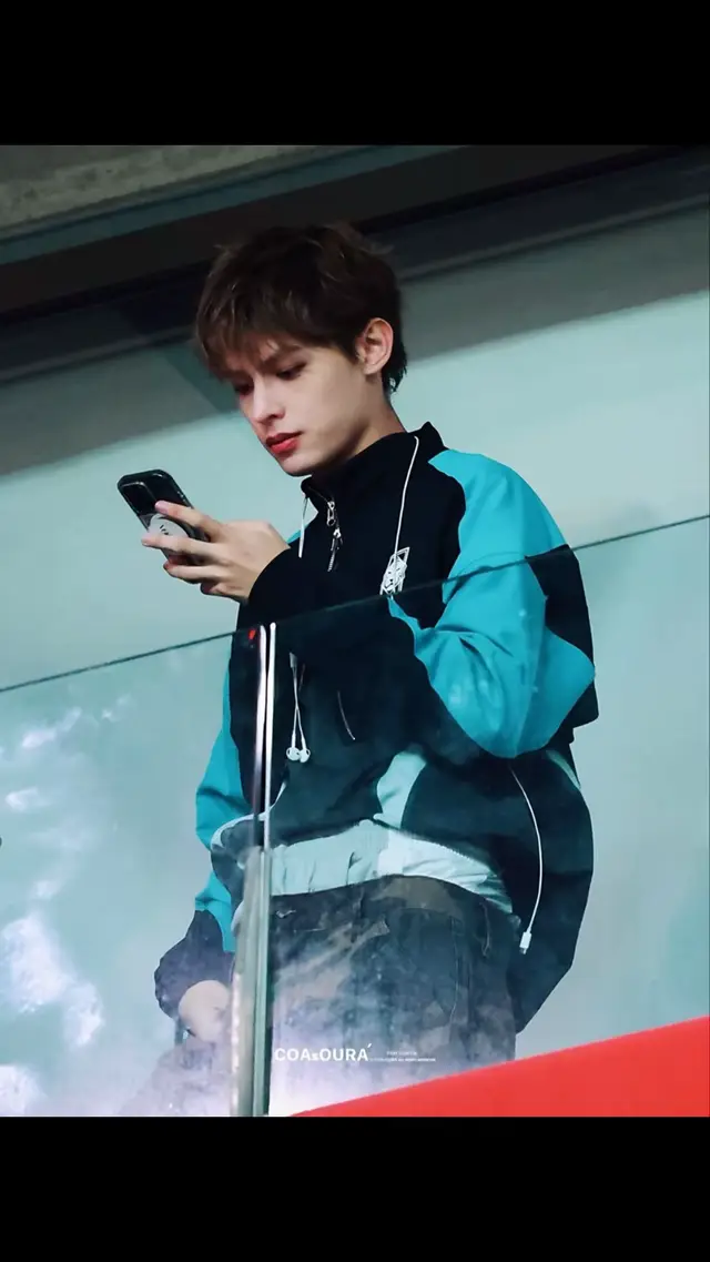 Nhét tí chứ #james #cortis 