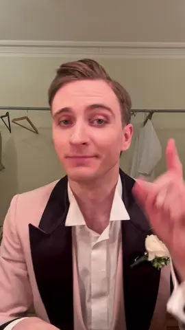 Больше про актерскую житуху в тг: tokarev_std 🤟🏻 #владтокарев #озвучка #аниме #атакатитанов #крд