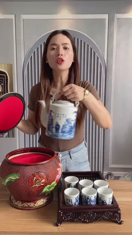 Combo giỏ ủ ấm tích 9 món bao gồm 1 ấm tích pha trà 1.5 lít , 6 cái ly , 1 cái khay , 1 giỏ ủ ấm #giouamtich #amtichbattrang #thanhhuyen1989 