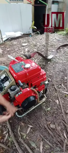 #mesin pemadam kebakaran portable merk Rabbit 475R made in japan, kondisi 90 %  type 2 slinder 2tak, bisa mengunakan statar atau manual mesin kondisi 100% ori .