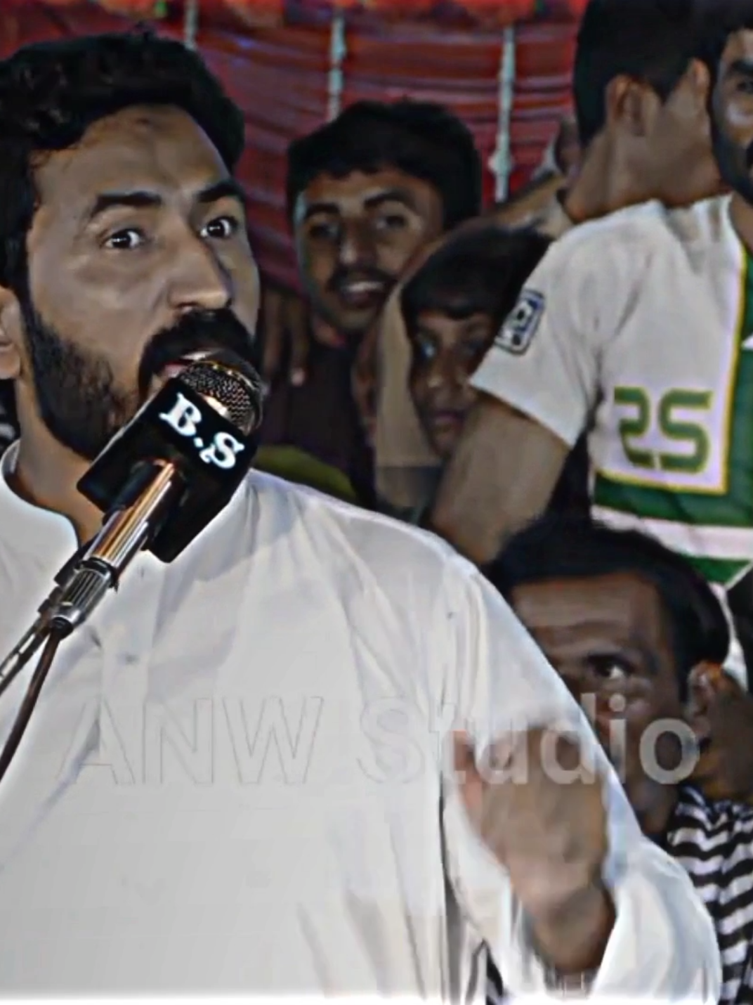 Heart Broken....... 💔🍂💫 reposting must...... 🥀🙃🍂 #500k #trending #viral_video #viralpoetry #fyp 