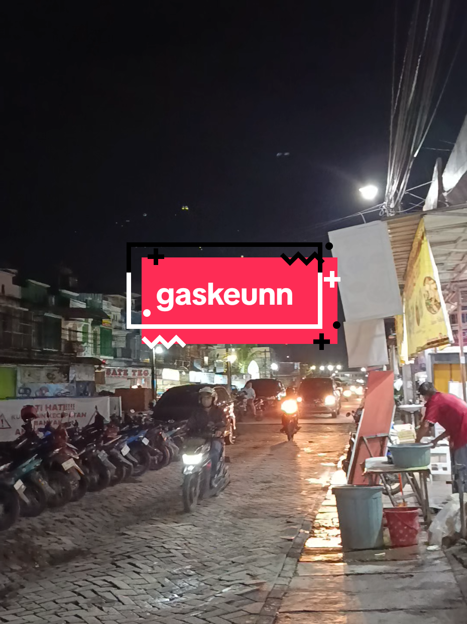 siapa aja nii yang pernah kesnii?? #poris #angkringan #enak 