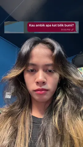 Lumrah hidup berkembar , semua barang nak ambik😌#glad2glow #moisturizer 