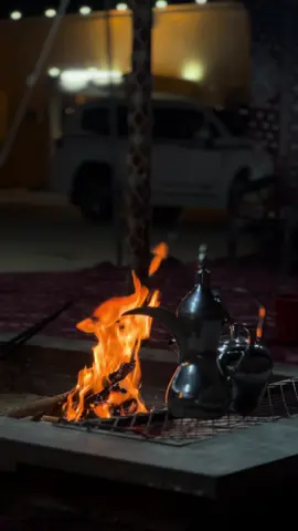 ياجعـل من عسرت مطاليبه تهون  ‏وياجعل من له منوةٍ يلحق مناه