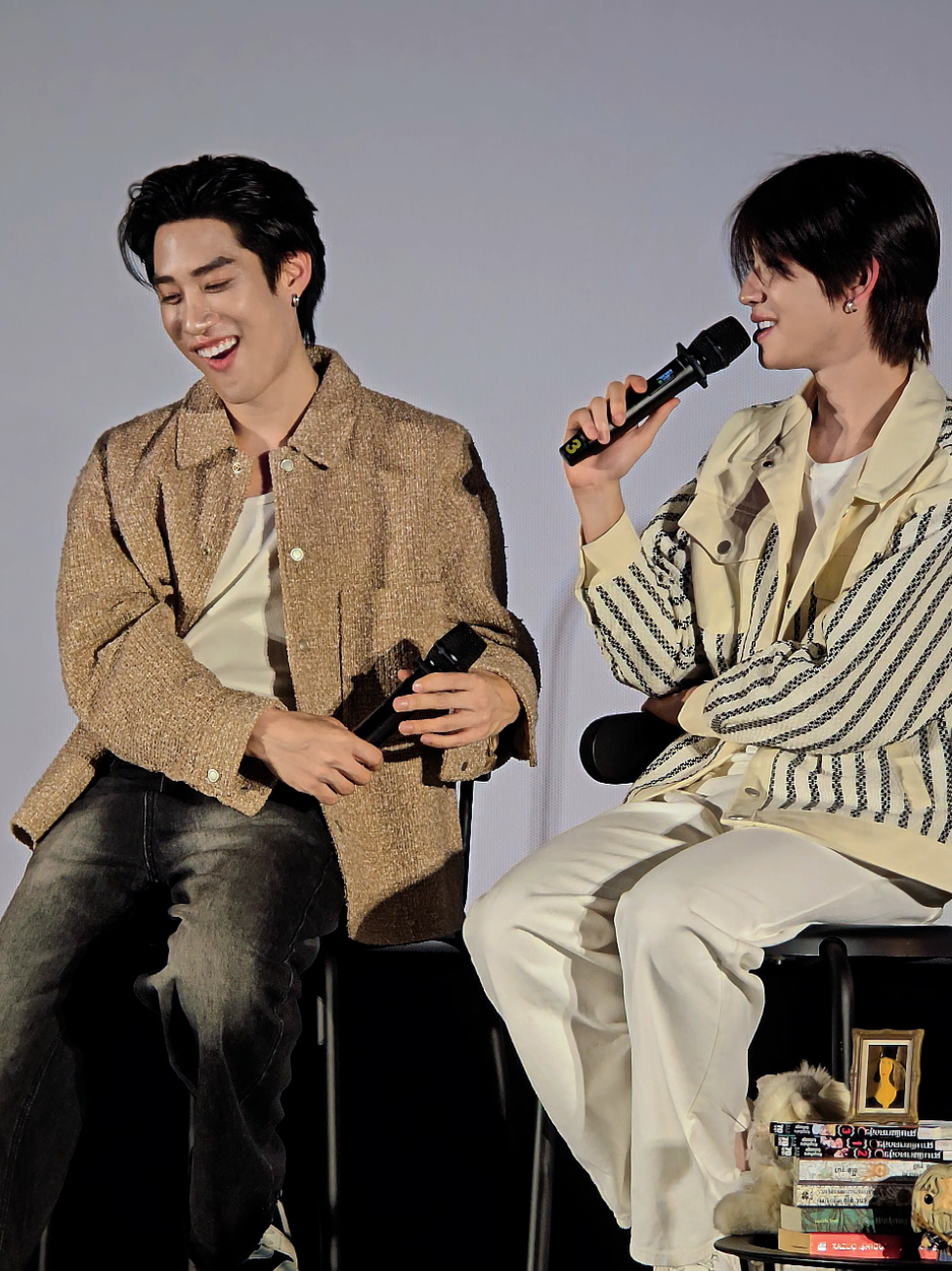 Q : ประทับใจอะไรในตัวอีกคน 🐰 : ประทับใจทุกอย่าง บางอย่างอาจจะเป็นเรื่องเล็กๆ แต่มันก็พิเศษเพราะเขาทำให้เราแค่คนเดียว  𐙚 #Firstone ₊♡ #TLE_mtm ⸒⸒ TFO MEET AND READ #PraewMeetandReadXTleFirstone #TleFirstone #เติ้ลเฟิร์สวัน