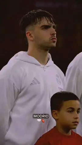 مدريدي تابعني وأثبت وجودك 🫶🩵#مدريدي_للأبد🇪🇦💛 #الملكي_سيد_اوروبا🔥🇪🇸 #viral #tiktok #ريال_مدريد_عشق_لا_ينتهي 