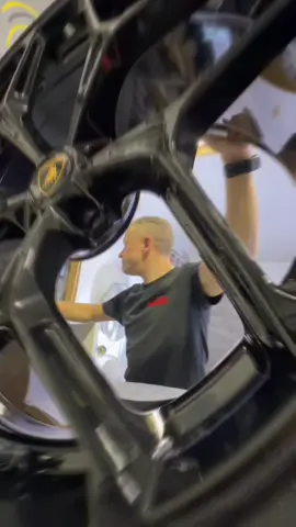 Lamborghini Revuelto 21 22 Zoll Räder in schwarz Hochglanz 🐂⚫️ #or24 #lamborghini #revuelto #fyp #lambo 