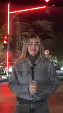 ⁨	بلش التطور والازدهار.. الاشارات المرورية الجديدة داخل العاصمة دمشق⁩