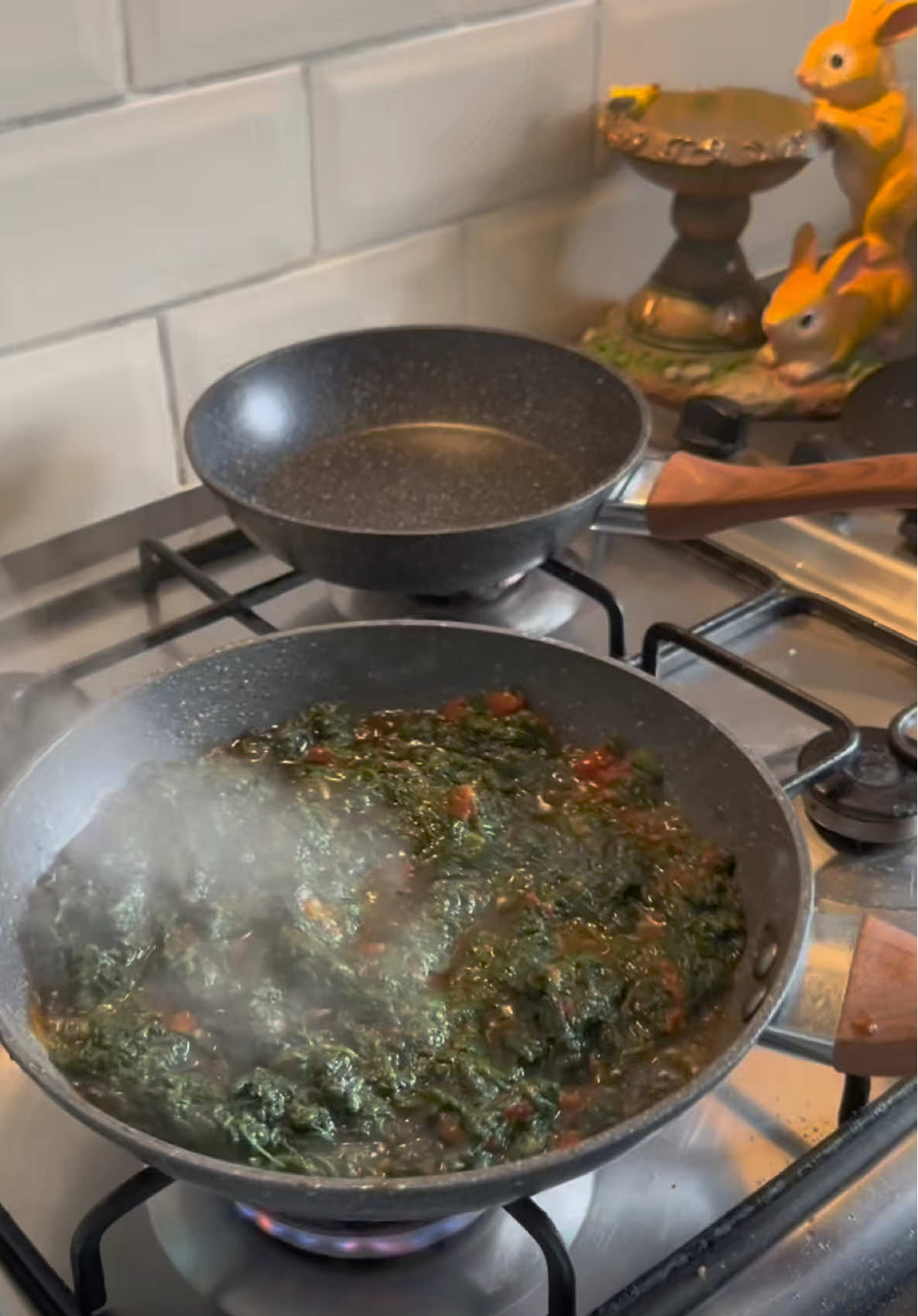 very cheap and good quality pans. worth buying.. 💯 #blackfriday #kitchen #tiktokmakemebuyit #blackfridaysale #cooking 