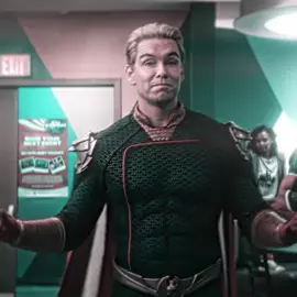 залети пж Шутка — это высказывание или действие, совершаемое не всерьез, а ради развлечения, веселья или потехи, призванное вызвать смех или улыбку. Она является минимальной единицей юмора.  Ключевые аспекты шутки: Цель: Основная цель шутки — развлечь, поднять настроение и вызвать положительные эмоции (смех, улыбку) у других людей. Структура: Классическая шутка часто состоит из двух частей: Сетап (вводная часть) — создает определенное ожидание или контекст. Панчлайн (кульминация/развязка) — неожиданный, остроумный поворот, который разрушает созданное ожидание и вызывает смех. Спонтанность: Шутка может возникать спонтанно в конкретной коммуникативной ситуации. Психологическая функция: С психологической точки зрения юмор и шутки могут служить механизмом психологической защиты, помогая справляться со стрессом, выражать скрытые эмоции или обнажать противоречия и конфликты в безопасной форме. Этичность: Важным аспектом является то, что шутка должна быть смешной для всех участников общения и не должна быть обидной или унижающей чью-либо личность.  Шутки могут принимать разные формы, включая анекдоты, иронию, сарказм, пародии и другие виды комического. #браироты #эдит #озвучка #мемчик #хоумлендер #броинрот #пацаны #