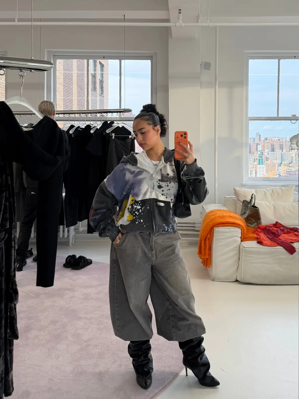 ig: a1iyah 🤘🏼🎸🤍 #outfit #fyp #curlyhairstyle #fashioninspo #fallfashion 