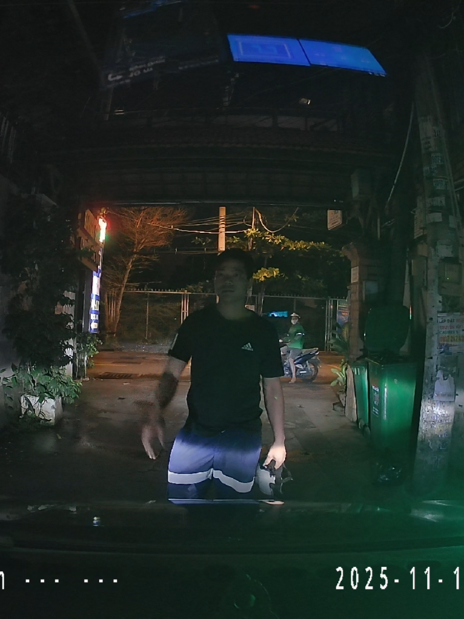 Thần Men Giáo Chủ chặn xe kiếm Mối! Mới chạy mở hàng mà gian nan quá!