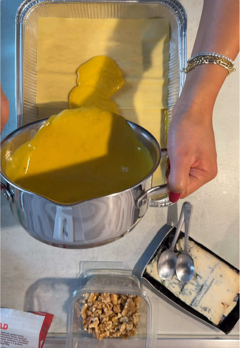 lasagna con zucca, porcini, gorgonzola e noci 🧡🧸 #pumpkinseason #lasagna #autumn #zucca #pumpkinrecipe 