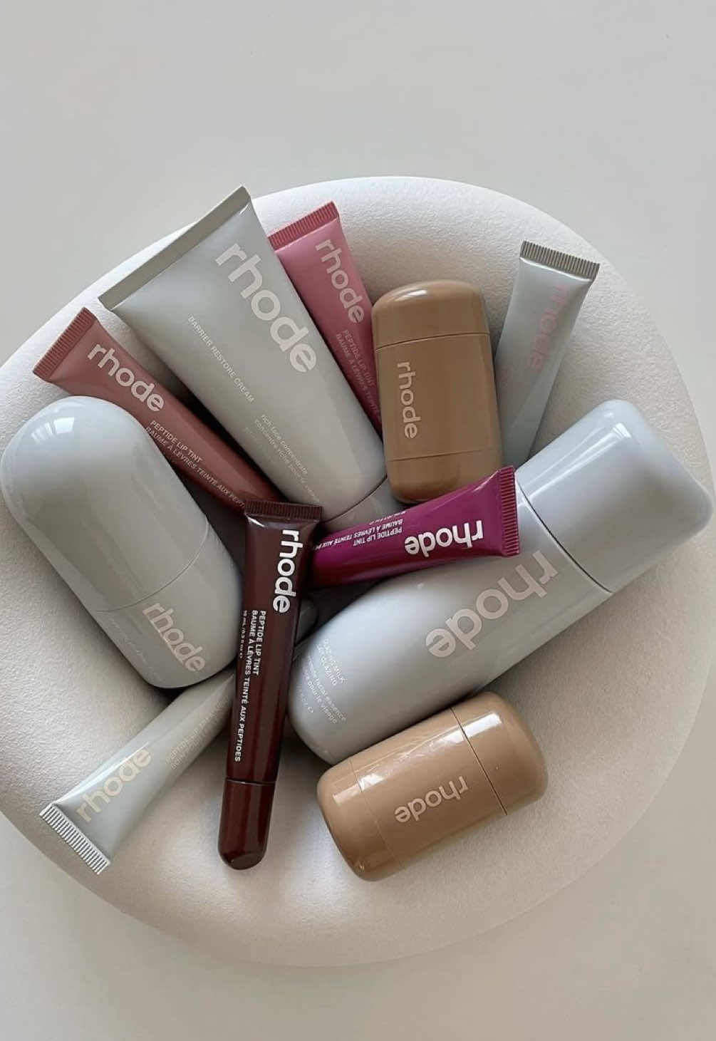 @rhode skin never not winning the skincare game 🏆🤩🌟 #skincareasmr #asmr #rhodeskinreview #rhodeskincare #rhodeasmr @Hailey Bieber is just killin it 💖