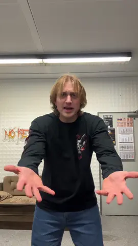 WAS SOLL DAS EIGENTLICH?!?! @Koma Sleeps #guitarist #scream #metal 