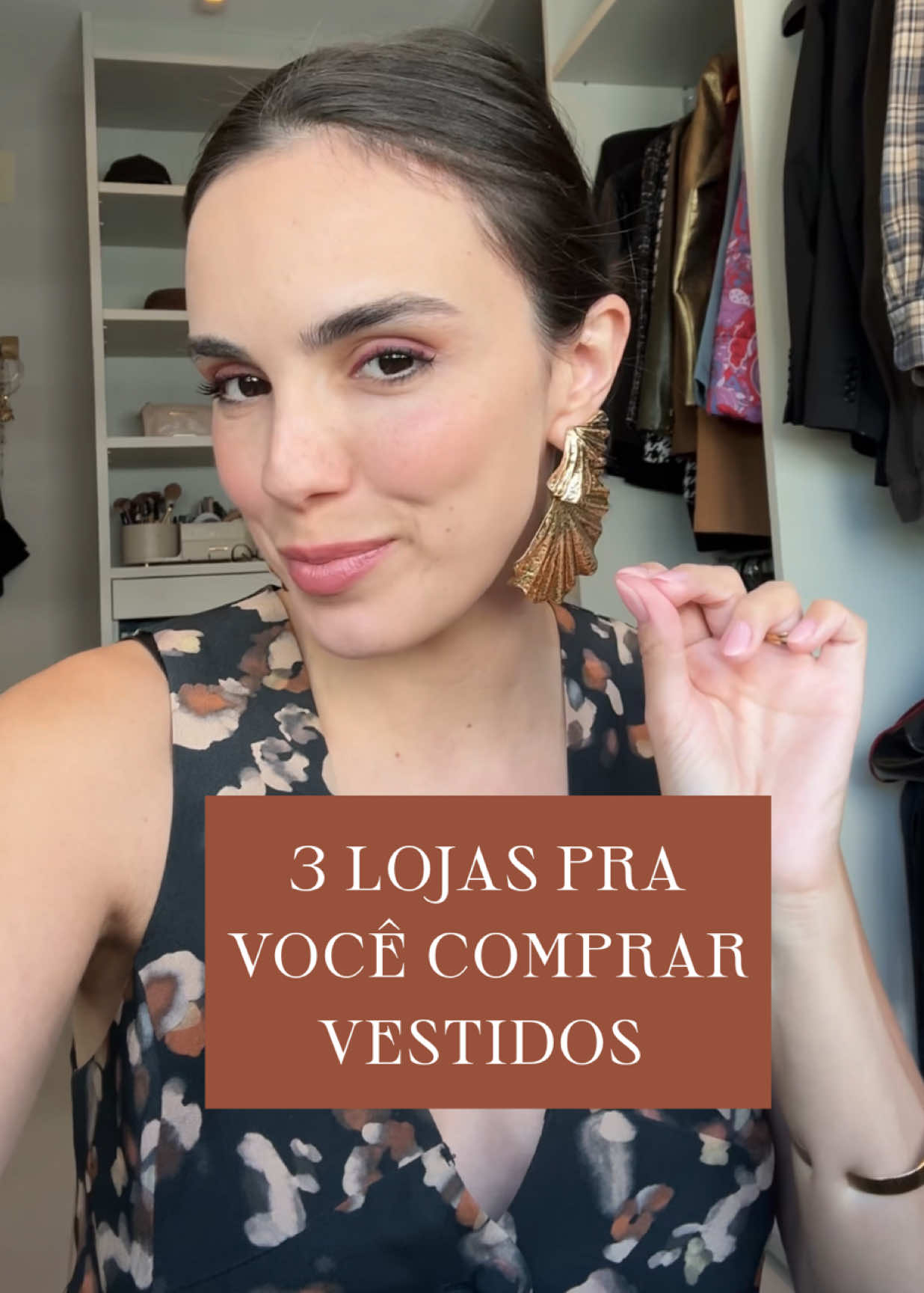 Vestidos fresquinhos, estilosos e a cara do verão! Vem ver essas lojas incríveis e encontrar o modelo perfeito! ✨☀️ #stylist #moda #outfitinspo #dicasdeestilo 