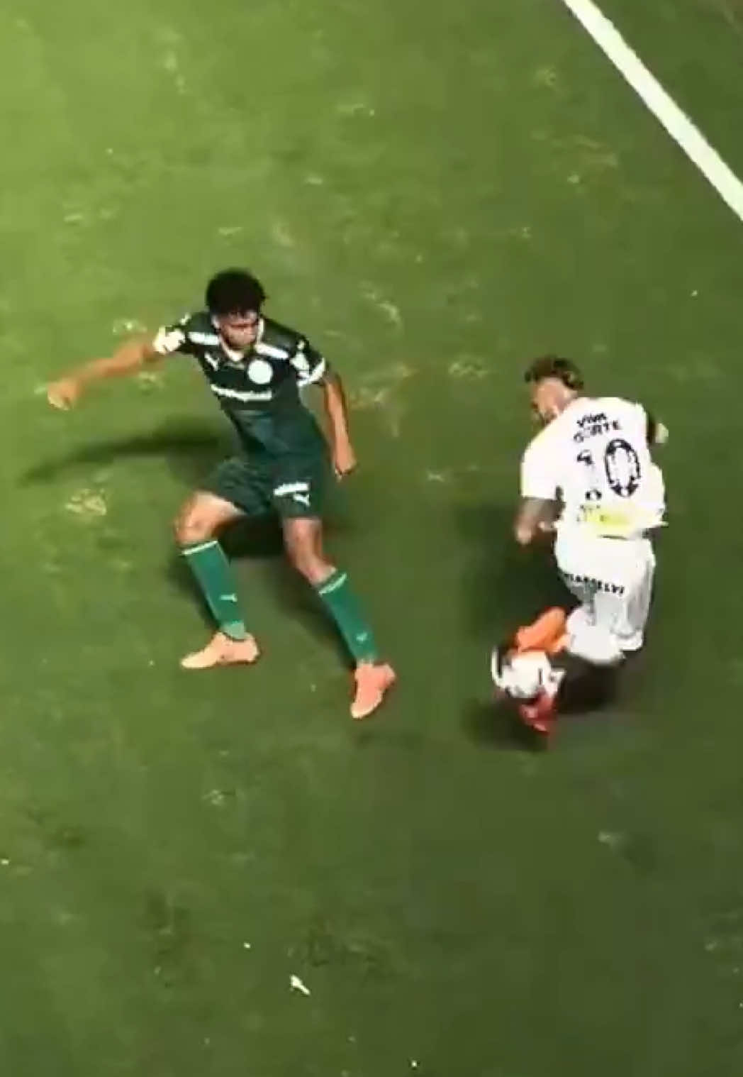 Didn’t go to plan for Neymar 😅 | 🎥 @maria paixão👸🏼 #sportbible #fyp #foryoupage #foryou #football 