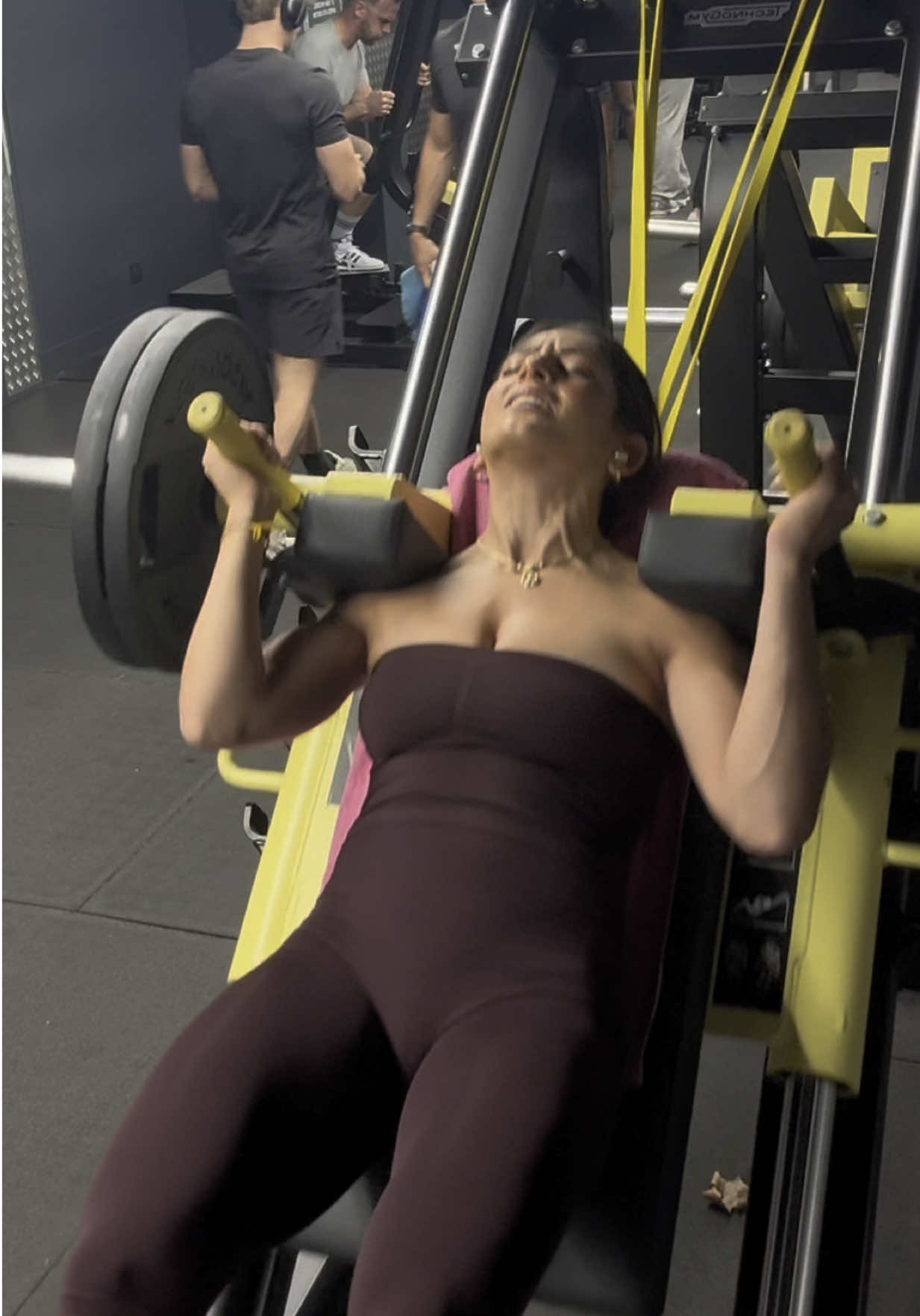 Fav musique pour les quads 😮‍💨💪🏼 ⚠️ -60% avec le code : nihad10 sur @Gymshark 