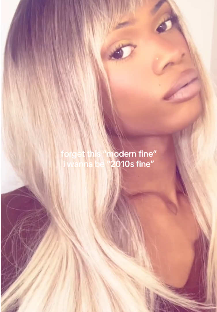 2010s fine >>> #2010s #2010snostalgia #fyp #baddie 