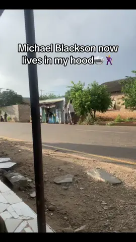 This is someone’s dad😭‼️#michaeljackson #foryoupage #fyp #zambiantiktok🇿🇲 #viral 