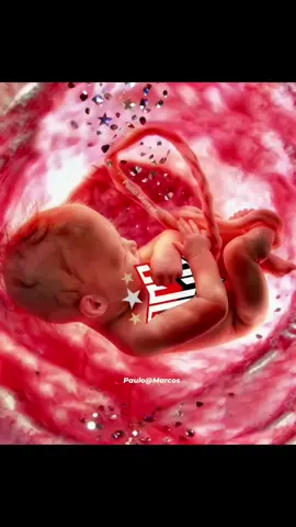 🔥🐉 PAIXÃO QUE NASCE ANTES DA GENTE! 🐉🔥 Quando a gente ainda nem chegou ao mundo, o ❤️ já bate forte pelo Dragão! 🐲🔥 É lindo demais ver essa chama passando de crianças para adultos, de pais para filhos, de geração em geração! 👶➡️🧒➡️🧑➡️👴✨ E você, mamãe que está grávida 🤰❤️… Qual será o nome do seu bebê? 👶✨ E você, que sonha em ter um filho um dia… qual nome escolheria? 🌟 Mas quer saber de uma coisa? 🤭 O nome pode ser qualquer um… mas uma certeza já nasce junto: 🔥🐉 VAI SER DRAGÃO PARA A VIDA TODA! 🐉🔥 Porque essa paixão não se aprende… Ela nasce com a gente, vive com a gente e cresce com a gente! ❤️🖤🔥 É o amor eterno pelo nosso Atlético Goianiense, que passa de mão em mão, de coração para coração! 🐉👨‍👩‍👧‍👦🔥 ✨🎨 Arte: Paulo Marcos Dragolino 🎬🔥 Edição de vídeo: Paulo Marcos Dragolino 📝🐉 Texto: Paulo Marcos Dragolino #️⃣❤️🖤 #PaixãoQueNasceJunto #GeraçãoRubroNegra #FamíliaAtleticana #DragãoParaSempre    🐉🔥