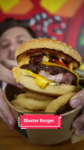 Cel mai forță burger 🍔 de la @Sandwich la Juma de KIL la recomandarea reghelui @P1EMSI #manancacuutii #utiimananca #FoodLover #mukbangs #asmr 