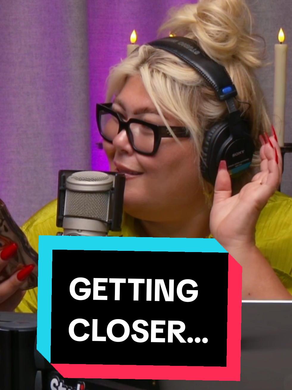 it's getting closer.... 😱😱 #ghosthuns #podcastclips #creepytok #scarystories #ghoststory 