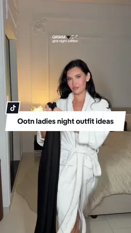 Power suits and diamonds go well together @GLAMIRA  Ad  #outfitofthenight 