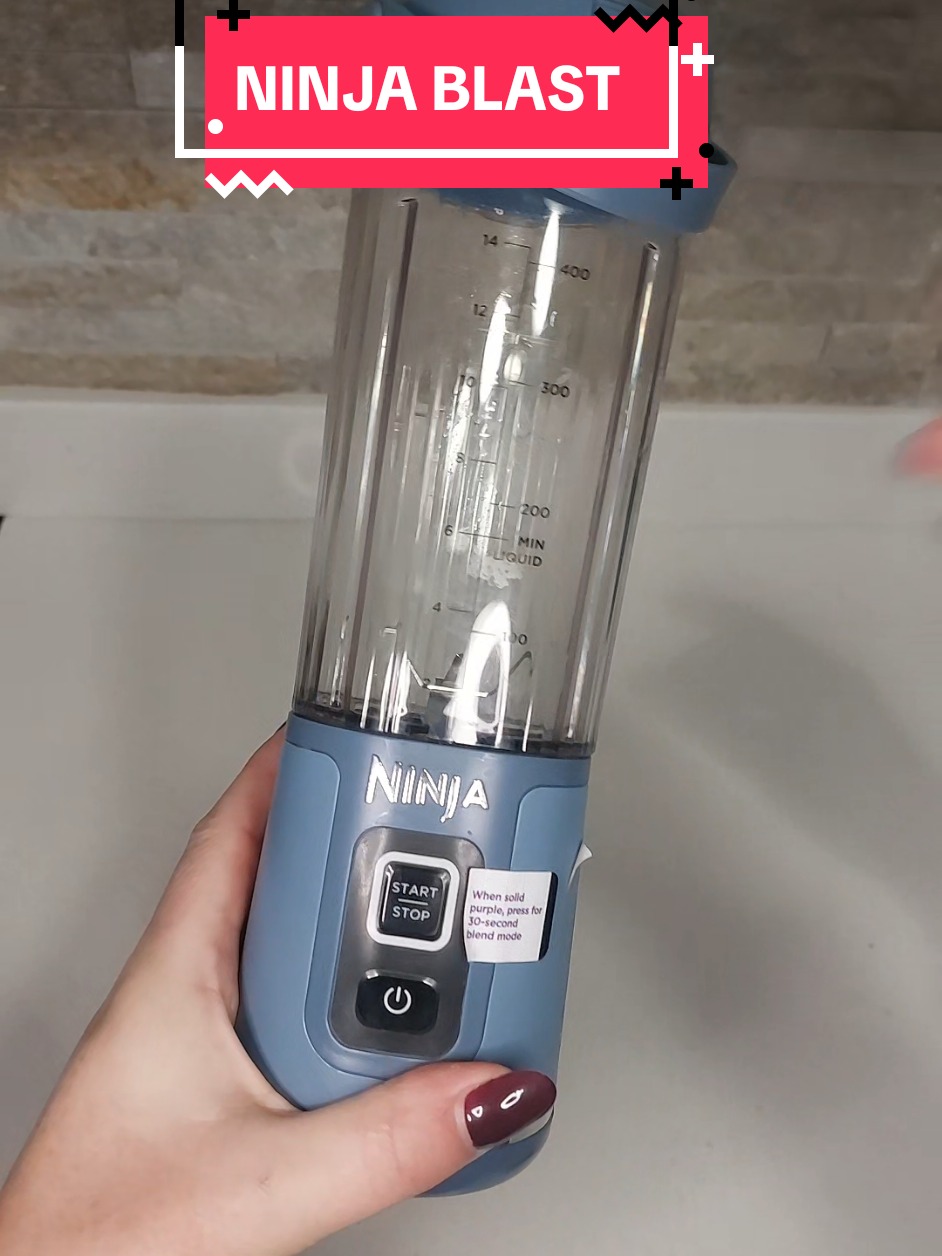 fabulous portable blender for on the go! #ninja #tiktokmademebuyit #blackfriday #kitchengadgets #kitchen 