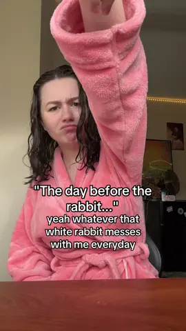 Lollll #aliceinwonderland #trend #transition #whiterabbit 