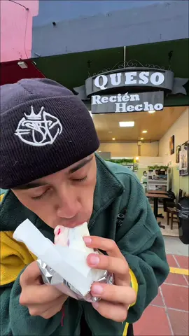 #quesorecienhecho #amantesdelqueso #foodies #queso #restaurantesbogota 