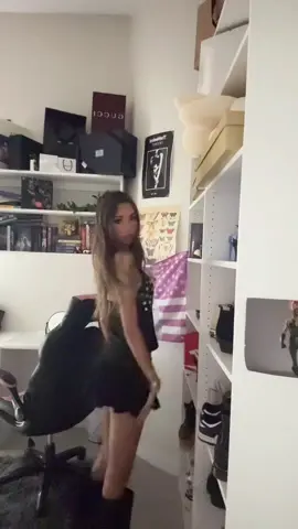 This set is so cute wish it wasn’t winter 