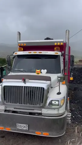 #paratiiiiiiiiiiiiiiiiiiiiiiiiiiiiiii #creadoresdecontenido #operadoresdemaquinas #humildad @yeison Olaya 